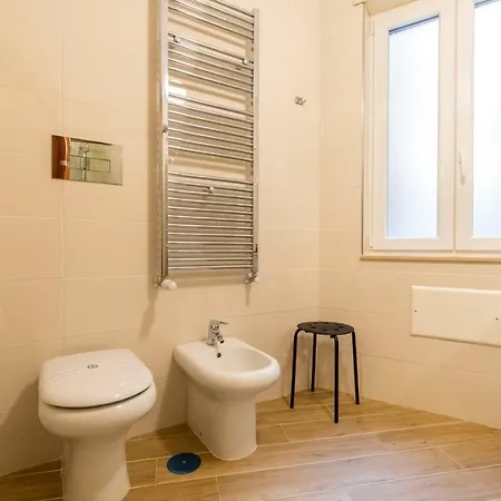 D'amare Bed & Breakfast 4*